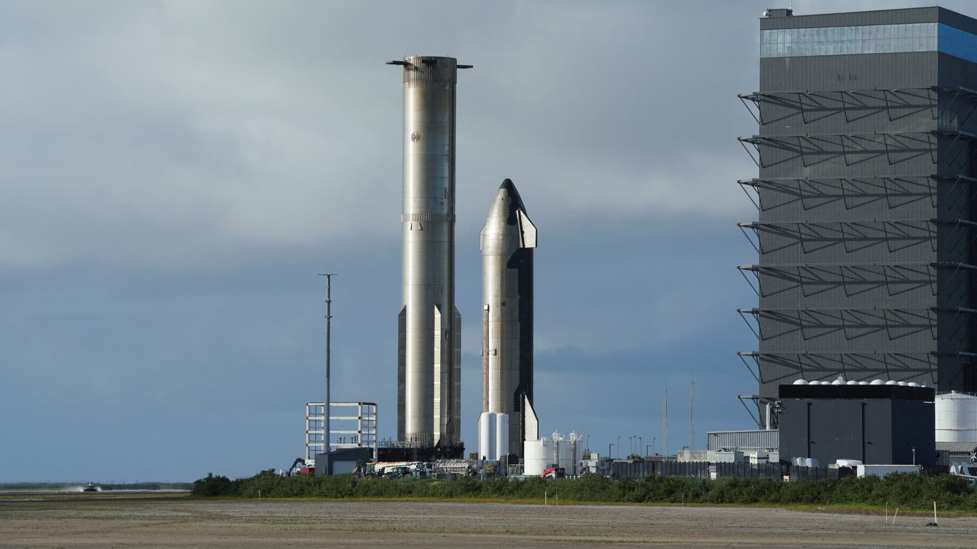 SpaceX calls off Starship test as shares extend post-IPO slide
