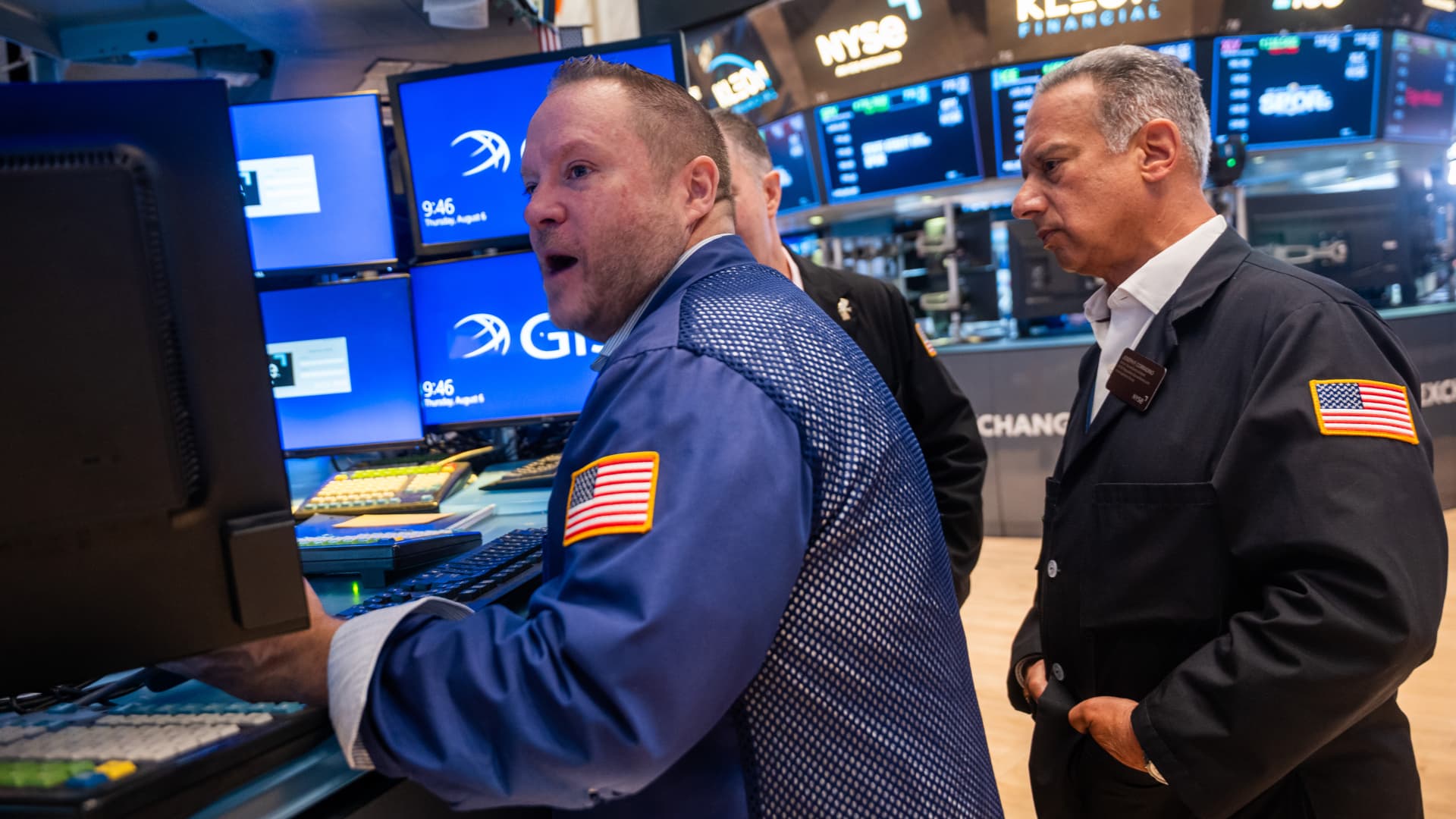 30-year Treasury yield 5.33% intraday peak marks reported 19-year high