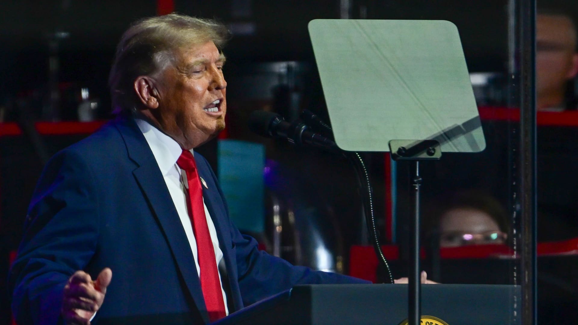 CFTC examines alleged Kalshi wagers tied to Trump statements