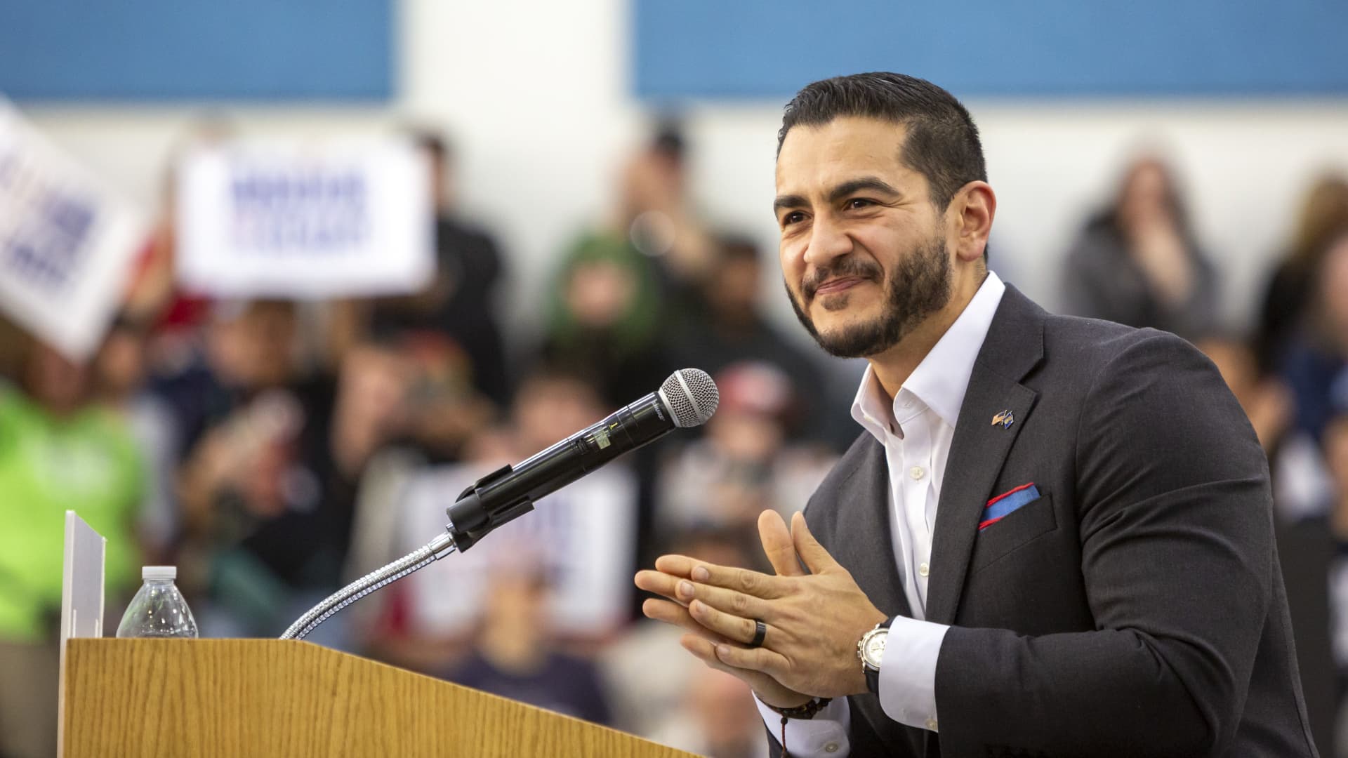 AI and data center concerns test Michigan Democratic Senate primary