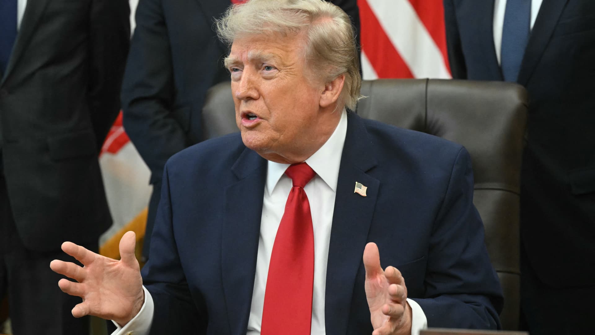 Trump orders 50% tariffs on selected Canadian imports