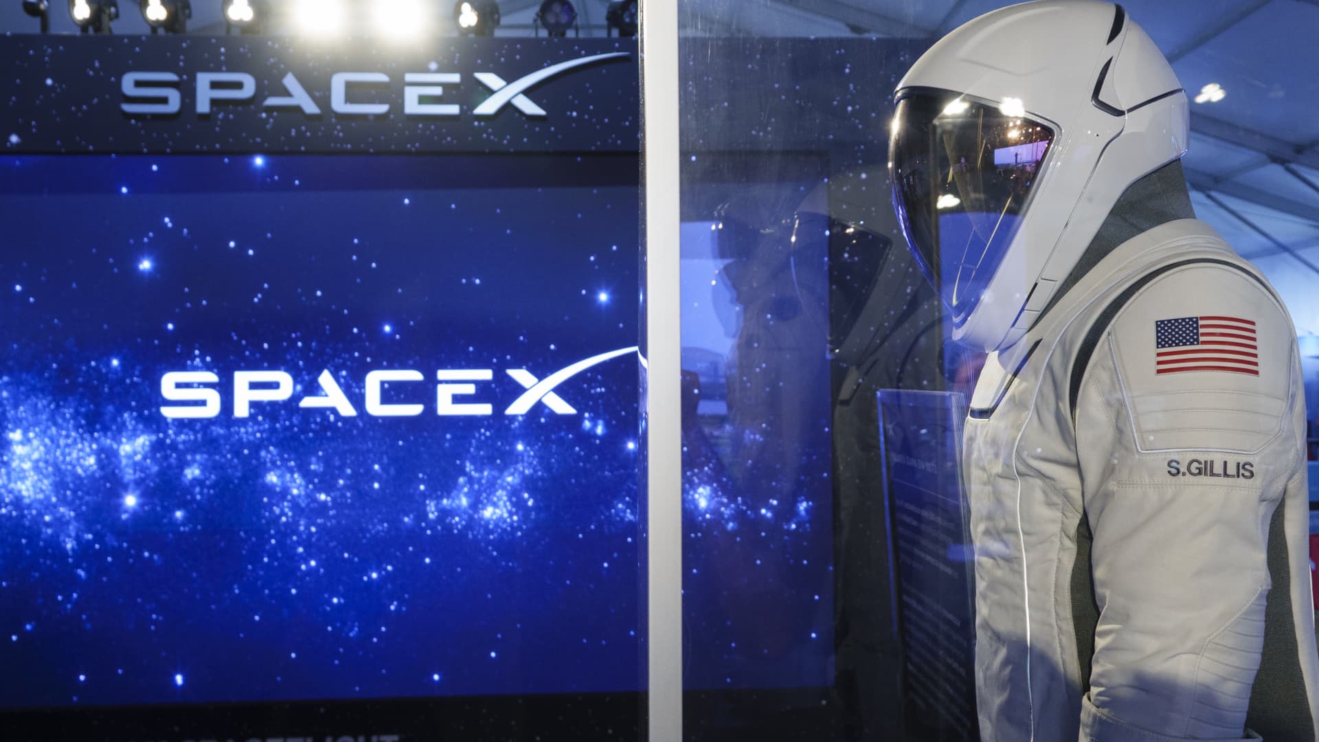 Jim Cramer casts SpaceX as a possible holding for future generations