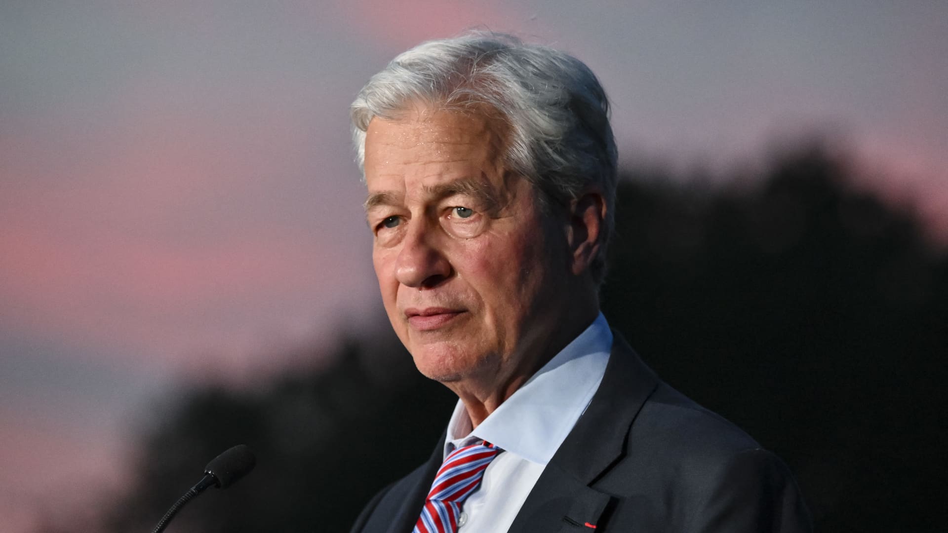 Dimon warns on stocks and long bonds as ETF flows favor short Treasurys