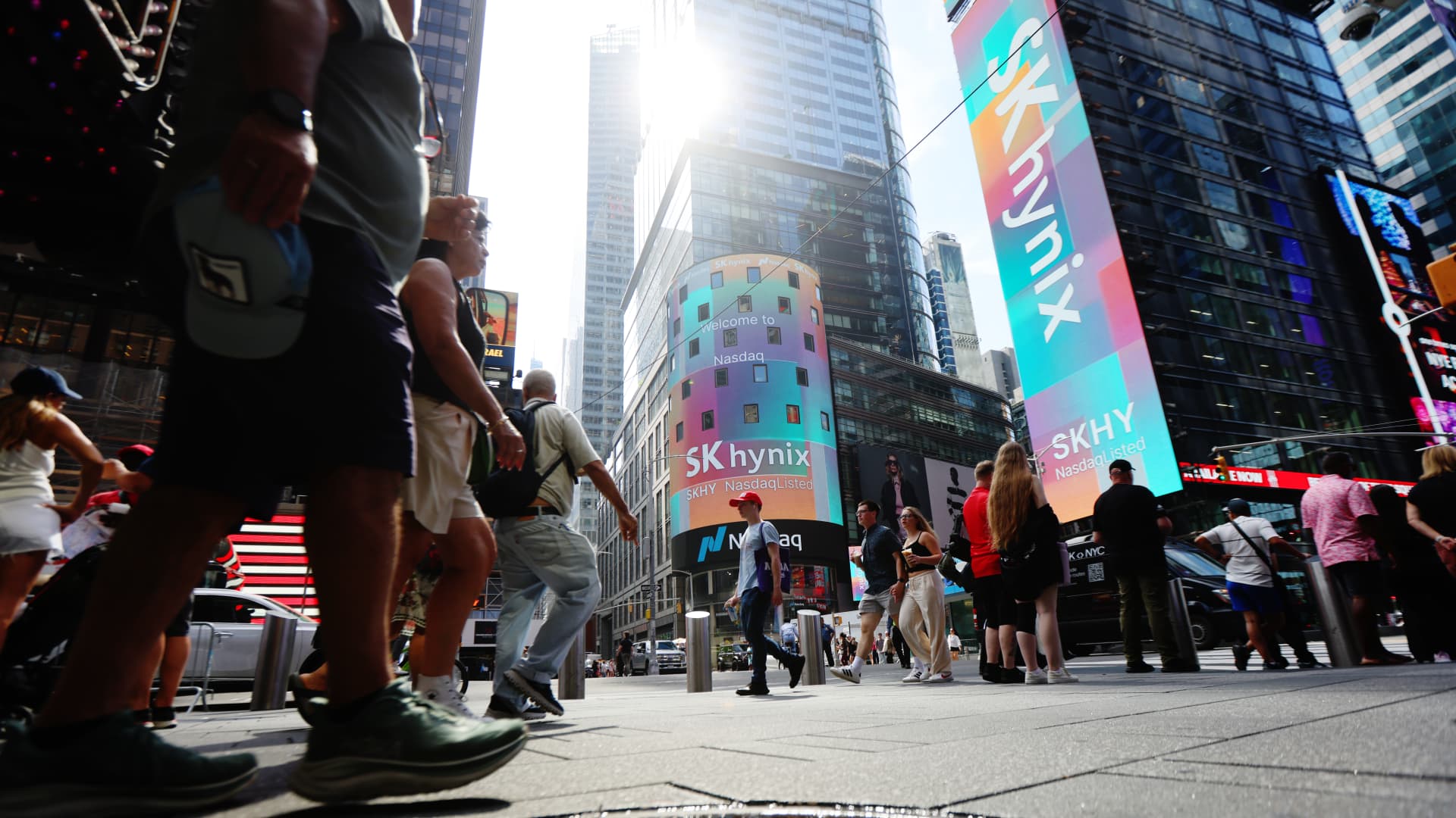 Nasdaq futures rise as Cramer flags semiconductors and analyst moves