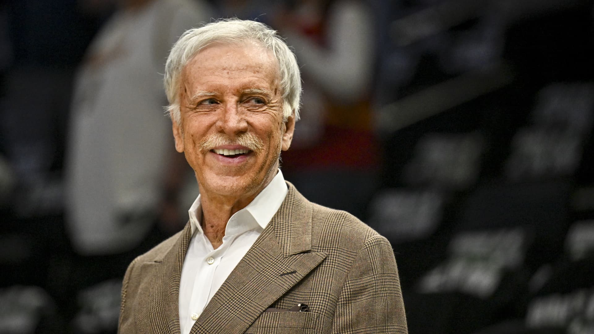 Stan Kroenke Angels sale agreement values club at reported $4bn