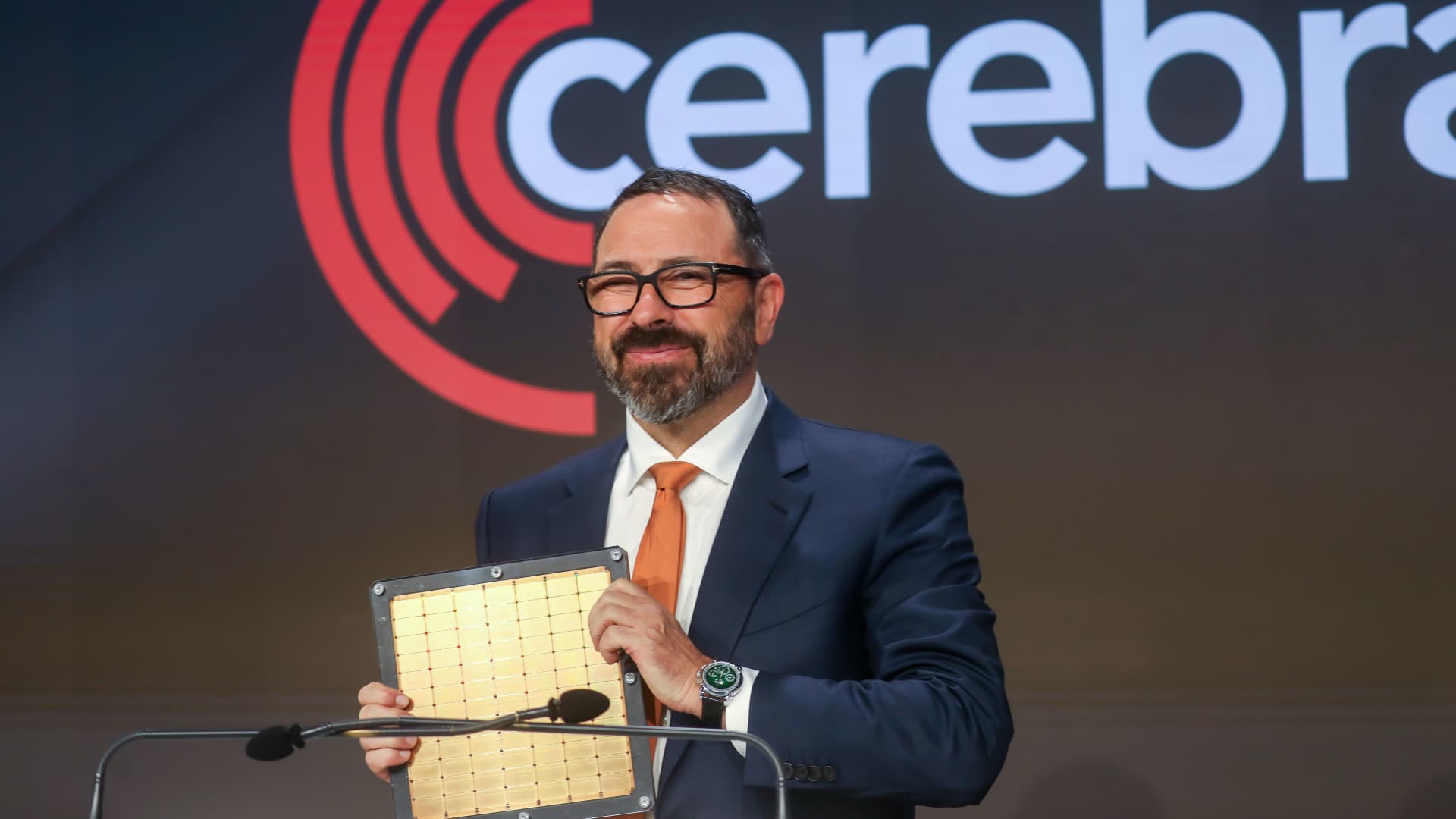 Cerebras AMD partnership lifts shares as AI latency race intensifies
