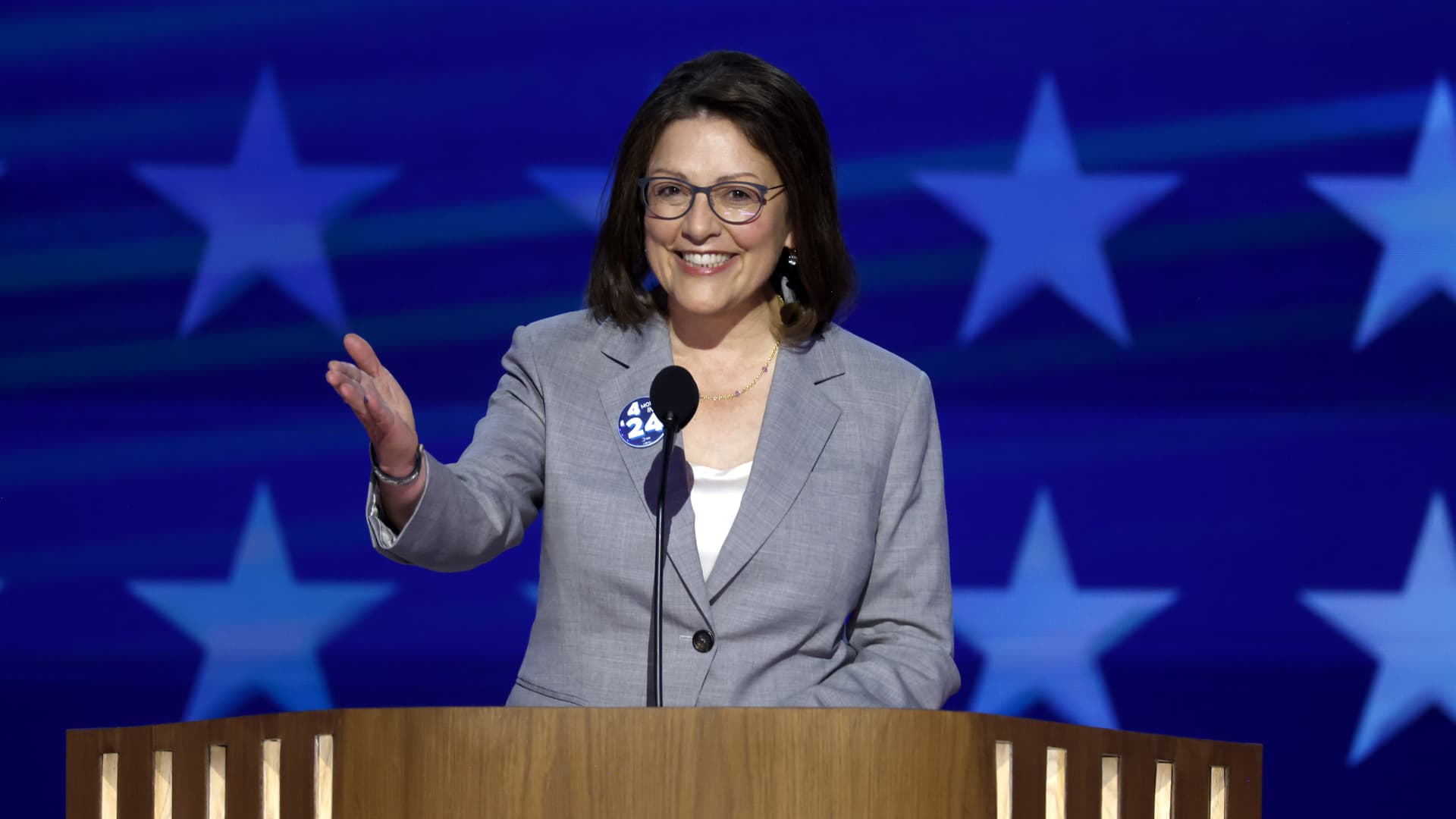 Democrats 2026 midterms push leans on affordability, DelBene says