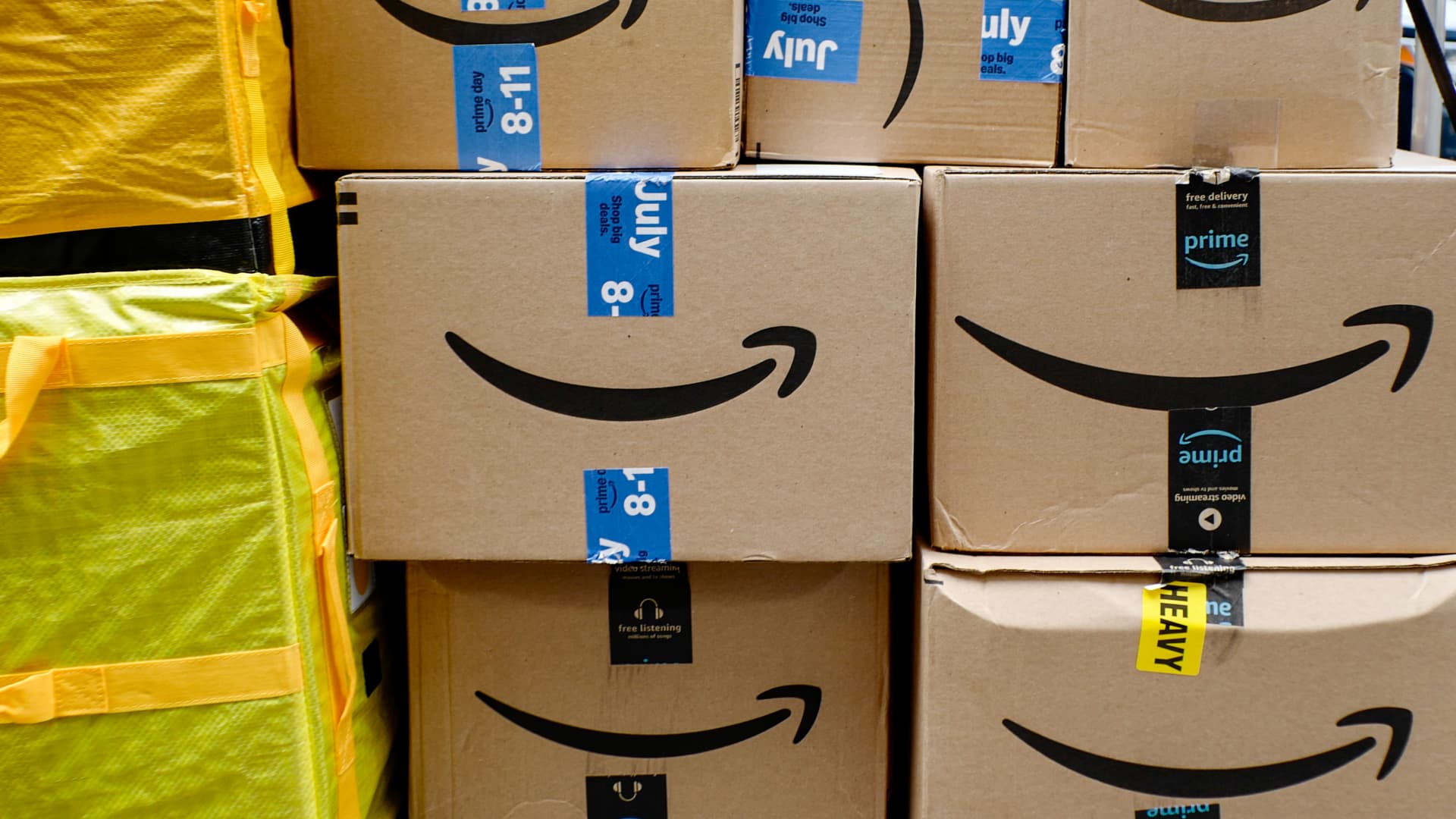 Amazon AI investment case lifts shares after strong cloud quarter