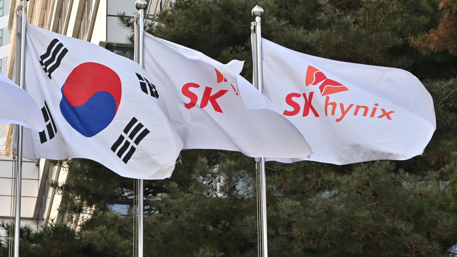 SK Hynix to start Nasdaq trading after AI memory surge