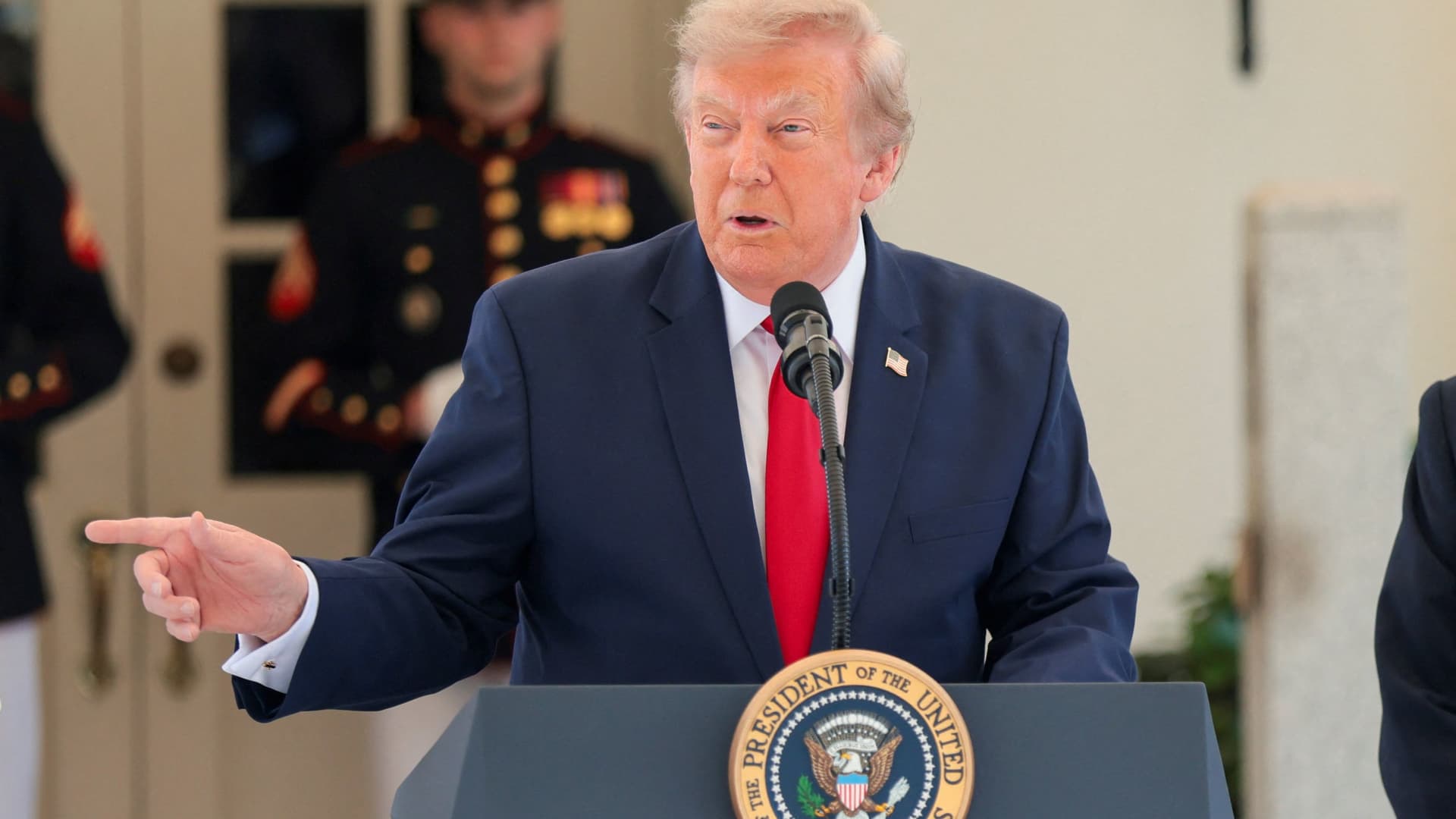 Trump plans address on 2020 election intelligence, MS NOW reports