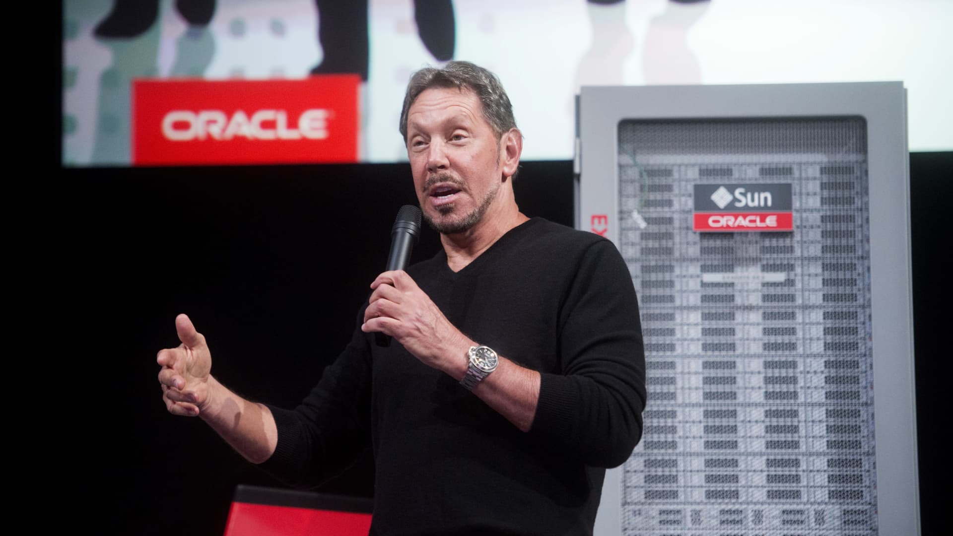 Larry Ellison cancels plan to sell up to $7.5bn of Oracle stock